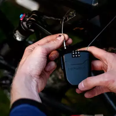 Antivol Câble Vélo Compact FLX Avec Lumière Intégrée Hiplok 4 Antivol Câble Vélo Compact FLX Avec Lumière Intégrée Hiplok – Image 2