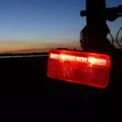 Busch-mueller Eclairage Arrière VAE Toplight Linebrex Busch + Müller 8 Busch-mueller Eclairage Arrière VAE Toplight Linebrex Busch + Müller -Promos REMORQUES VÉLO Magasin eclairage arriere vae toplight linebrex busch muller full 3