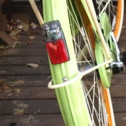 Ikzi Light Feu De Vélo Arrière Sur Garde Boue à Pile 9 Ikzi Light Feu De Vélo Arrière Sur Garde Boue à Pile -Promos REMORQUES VÉLO Magasin feu de velo arriere sur garde boue a pile full 3