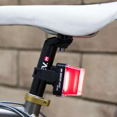 Feu Vélo Arrière USB Sur Tige De Selle Sentry Aero 260 NiteRider 4 Feu Vélo Arrière USB Sur Tige De Selle Sentry Aero 260 NiteRider – Image 2