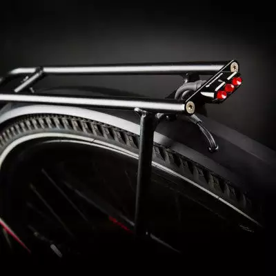 Feu Vélo Dynamo Sur Porte-bagages E3 Tail Light 2 Supernova 4 Feu Vélo Dynamo Sur Porte-bagages E3 Tail Light 2 Supernova – Image 2