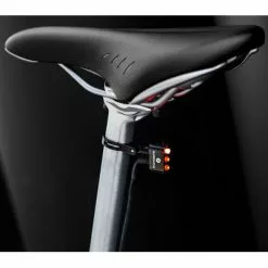 Feu Vélo Sur Tige De Selle E3 Tail Light 2 Supernova -Promos REMORQUES VÉLO Magasin feu velo sur tige de selle e3 tail light 2 supernova full 2