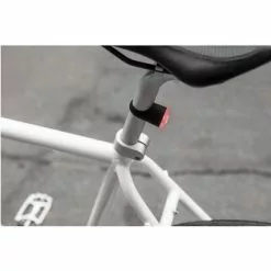 Feux Avant Et Arrière De Signalisation Vélo Ugo Reelight -Promos REMORQUES VÉLO Magasin feux avant et arriere de signalisation velo ugo reelight full 3