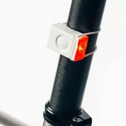 Lampe Vélo LED Arrière Block Bookman 18 Lumens -Promos REMORQUES VÉLO Magasin lampe velo led arriere block bookman 18 lumens full 5