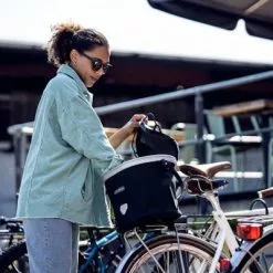Panier Vélo Up Town Urban 17.5 L - Ortlieb 14 Panier Vélo Up Town Urban 17.5 L - Ortlieb -Promos REMORQUES VÉLO Magasin panier velo up town urban 17 5 l ortlieb full 4